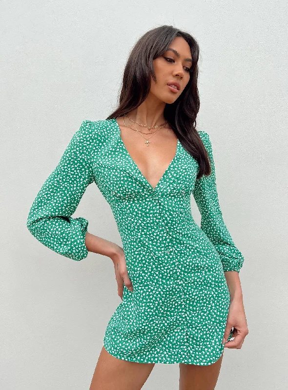 Weekend Exclusive Kiata Long Sleeve Mini Dress Green / Floral Sleek Design