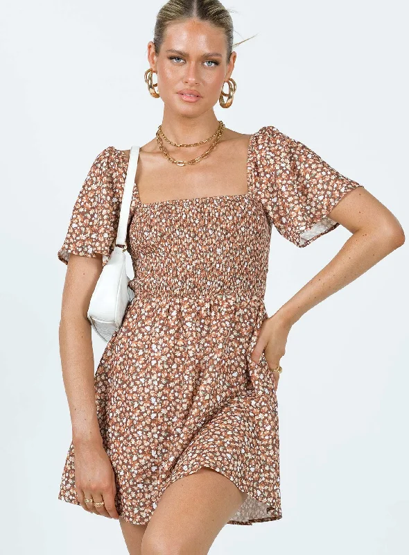 Clearance Event Summer Nights Mini Dress Brown Floral Minimalist Chic