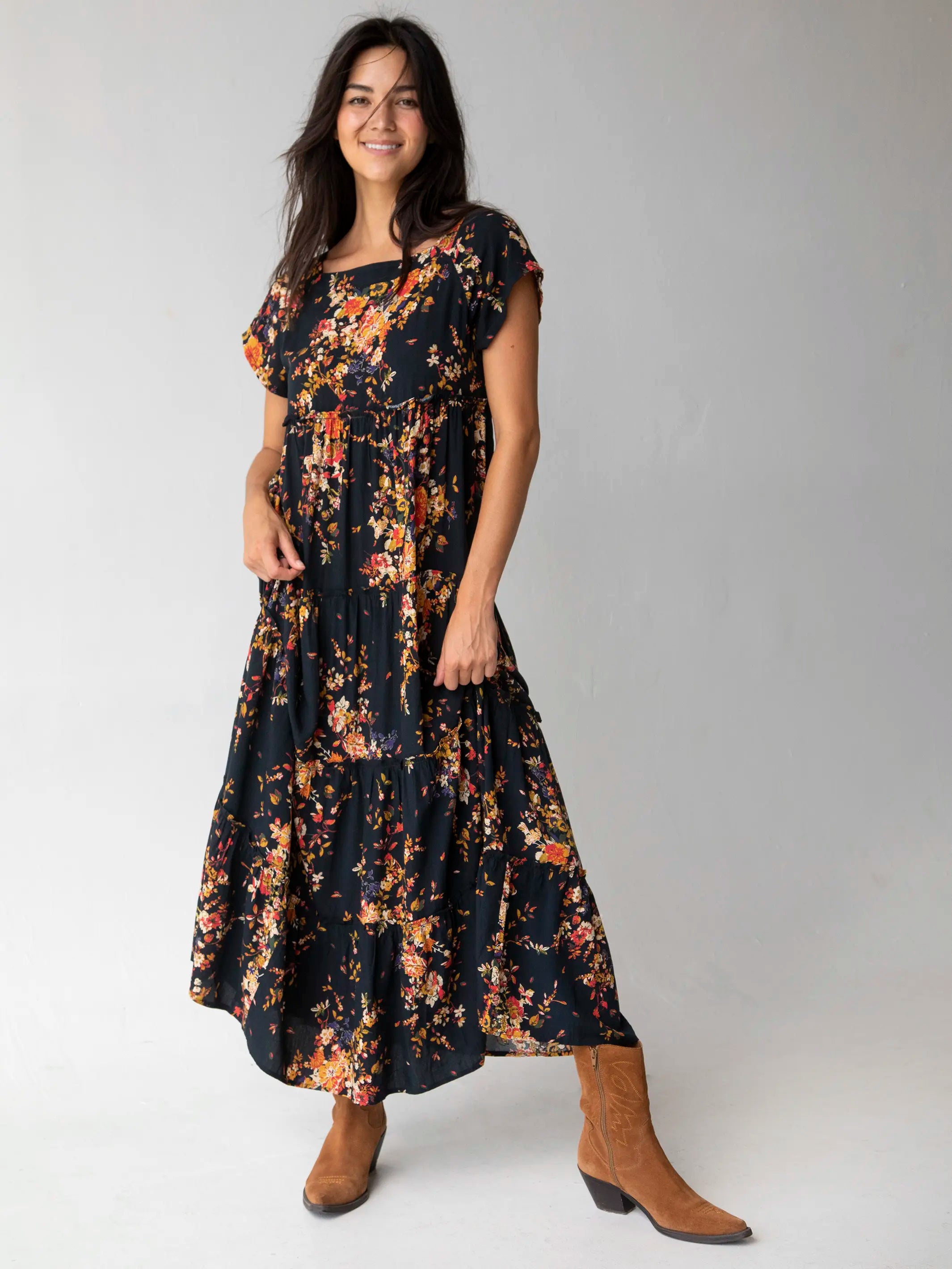 Sophisticated Street Style Offers Berkley Maxi Dress - Navy Red Bouquets Elegant Ensemble