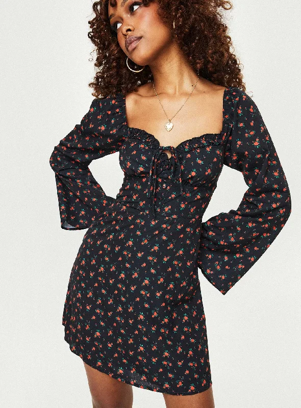 Limited-Time Offer Love Birds Long Sleeve Mini Dress Black / Red Floral Parisian Effortless Chic Style