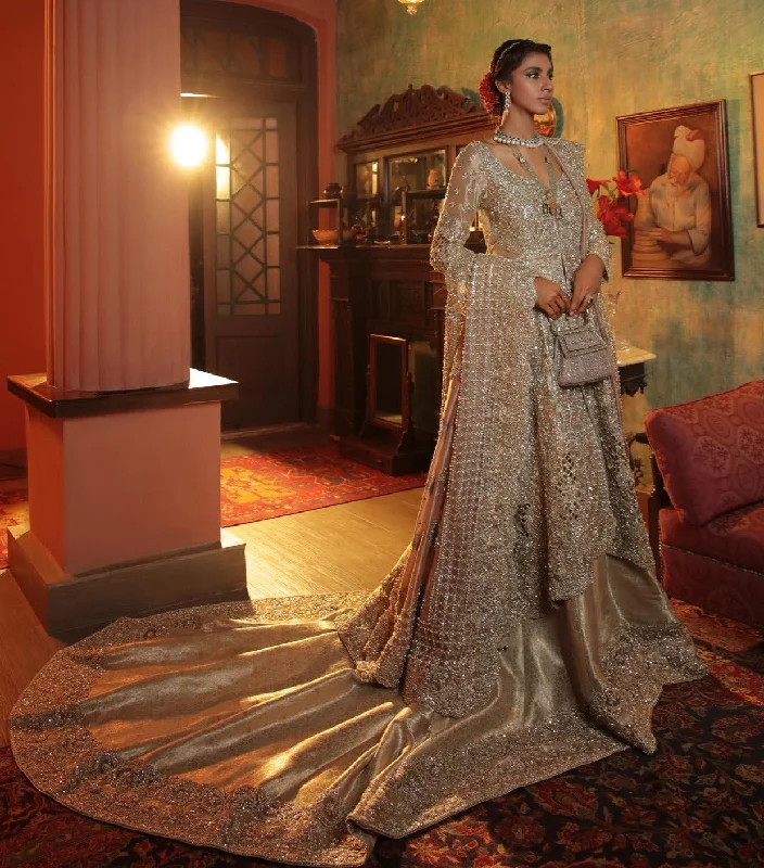 Best Sellers Royal Long Tail Lehenga Gown Pakistani Bridal Dress Parisian Effortless Chic Style