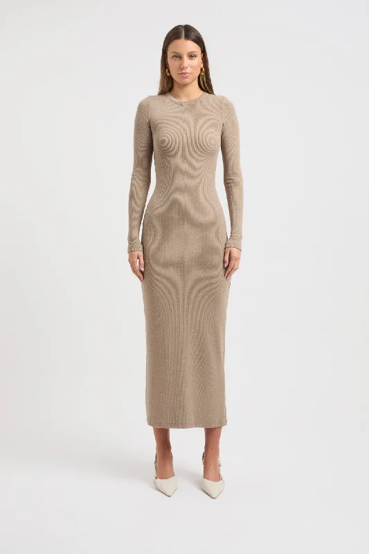 Relaxed Style Sunday Long Sleeve Dress Elegant Details