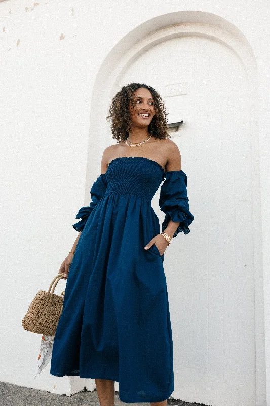 Stylish Looks Domenica Shirred Long Sleeve Dress - Navy Flowing Silhouette