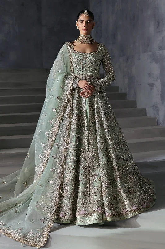 Bold Style Discounts Pakistani Bridal Dress in Open Gown and Lehenga Style Elegant Contour