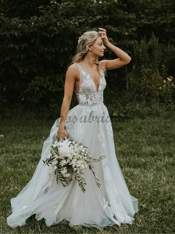 Elegant Style See Through Lace Ivory Tulle V-neck V-back Beach Wedding Dresses WD367 Formal Outfit