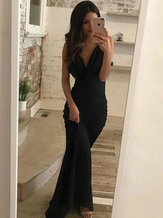 Limited Time Special Offer V-Neck Open Back Sleeveless Black Long Prom Dresses  cg7569 Feminine Elegant